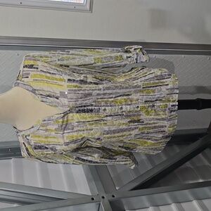 JM Collection button down long sleeve blouse‎ Size  10